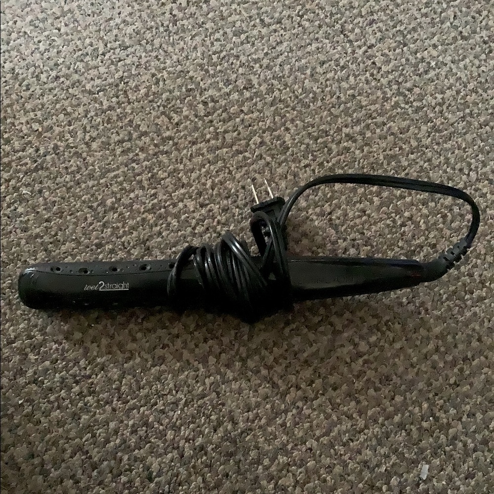 Hair straightener